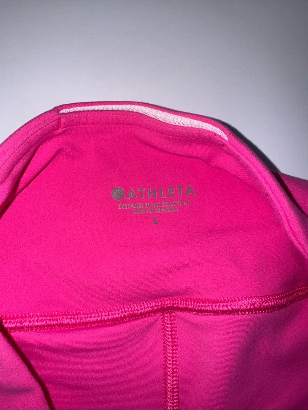Athleta Hot Pink Capri Leggings Side Pocket Athletic Pants Size L
